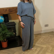 Load image into Gallery viewer, Linda Denim Blue Shirred Waistband Palazzo Trousers with Pockets | UK 10–16