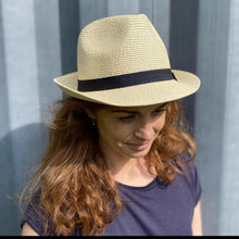 Load image into Gallery viewer, Trilby Style with Bee Detail Foldable Hat (with Bag)