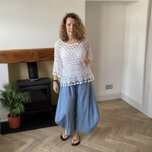 Load image into Gallery viewer, Susan Light Denim Ballon Baggy Trousers | Elastic Waist UK 13–18