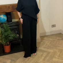 Load image into Gallery viewer, Linda Classic Black Shirred Waistband Palazzo Trousers with Pockets | UK 10–16