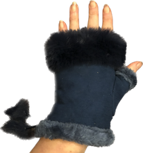 Load image into Gallery viewer, Navy blue Faux Fur Trimmed Fingerless Gloves.