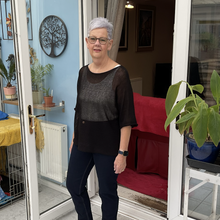 Load image into Gallery viewer, Plain Soft Knit Layering Top - Black | One Size (UK 12-20)