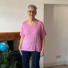 Load image into Gallery viewer, Caroline Pink Linen/cotton Mix Top | Flattering One Size UK 10–18