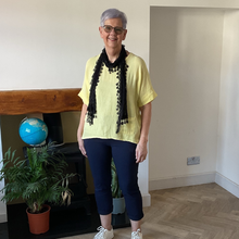 Load image into Gallery viewer, Caroline Green Linen/cotton Mix Top | Flattering One Size UK 10–18