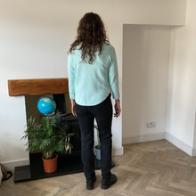 Load image into Gallery viewer, Super Soft Round neck Light blue Italian Plain Jumper – One Size (12–16) A185