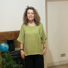Load image into Gallery viewer, Caroline Green Linen/cotton Mix Top | Flattering One Size UK 10–18