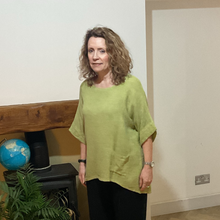 Load image into Gallery viewer, Caroline Green Linen/cotton Mix Top | Flattering One Size UK 10–18