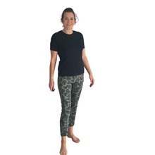 Load image into Gallery viewer, Ladies Light grey Animal print Magic Pants/trousers
