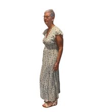 Load image into Gallery viewer, Ladies Green V neck button front floral dress (A169)