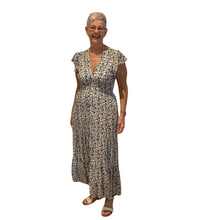Load image into Gallery viewer, Ladies Dark green V neck button front floral dress (A169)