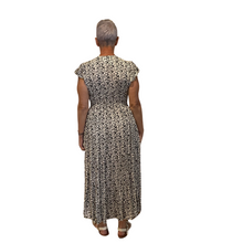 Load image into Gallery viewer, Ladies Dark green V neck button front floral dress (A169)