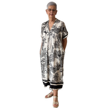 Load image into Gallery viewer, Black animal design floaty dress with pockets (A172)