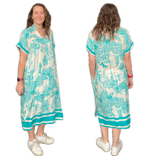 Load image into Gallery viewer, Turquoise animal design floaty dress with pockets (A172)