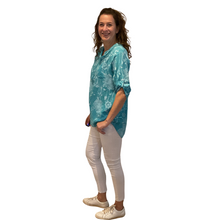 Load image into Gallery viewer, Ladies Teal dandelion print shirt (A127)