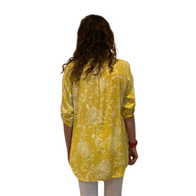 Load image into Gallery viewer, Ladies Yellow dandelion print shirt (A127)
