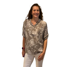 Load image into Gallery viewer, Ladies Mocha dandelion print shirt (A127)