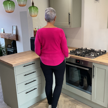 Load image into Gallery viewer, Super Soft Fuchsia pink Italian Plain Jumper – One Size (12–16) A176