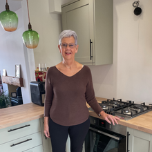 Load image into Gallery viewer, Super Soft Brown Italian Plain Jumper – One Size (12–16) A176