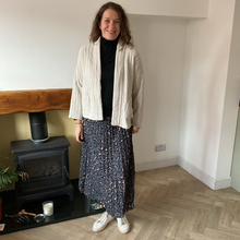 Load image into Gallery viewer, Cream Plain Colour Padded Jacket – Waist Length | One Size (UK 10–14) | Lightweight Warm Outerwear | Pamper Yourself -A179