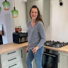 Load image into Gallery viewer, Super Soft Grey Italian Plain Jumper – One Size (12–16) A176