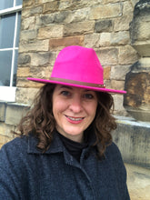 Load image into Gallery viewer, Fuchsia Adjustable felt look Fedora hat