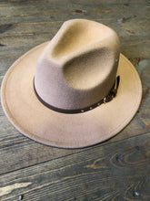Load image into Gallery viewer, Stone Adjustable felt look Fedora hat