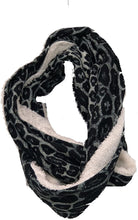 Load image into Gallery viewer, Pamper Yourself Now Chunky black and white leopard print snood