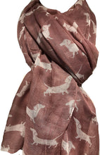 Load image into Gallery viewer, Pink with white dachshund scarf