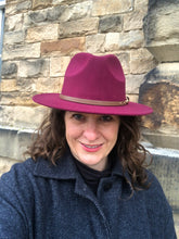 Load image into Gallery viewer, Burgundy Adjustable felt look Fedora hat