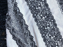 Load image into Gallery viewer, black funky snood with diamond design finish and small tassels