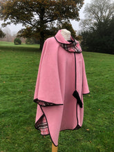Load image into Gallery viewer, light Pink tartan reversible wrap for women
