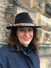 Load image into Gallery viewer, Black Adjustable felt look Fedora hat