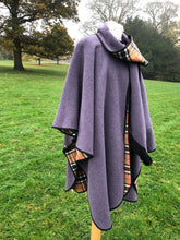 Load image into Gallery viewer, Lilac cape for women