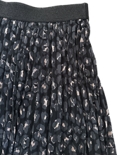 Load image into Gallery viewer, Dark grey animal print skirt for women