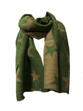 Load image into Gallery viewer, Green and beige  star blanket scarf