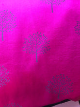 Load image into Gallery viewer, Fuchsia and brown mulberry tree pashmina