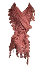 Load image into Gallery viewer, Middle pink leaf lace scarf