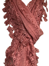 Load image into Gallery viewer, Middle pink leaf lace scarf