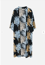 Load image into Gallery viewer, Black long Safari print light weight Kimono great for a summer robe or a beach cover up. (a120)