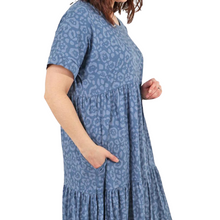 Load image into Gallery viewer, Ladies oversize Blue Leopard Print Tiered Short Sleeve Dress (A129B)
