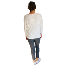 Load image into Gallery viewer, Ladies White V-neck Jumper (A126)