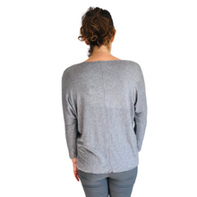 Load image into Gallery viewer, Ladies light grey V-neck Jumper (A126)