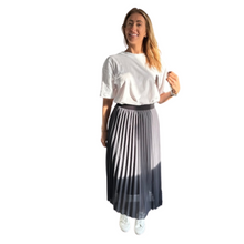 Load image into Gallery viewer, Grey pleated skirt size 12