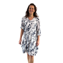 Load image into Gallery viewer, white/navy Dandelion stretchy dress for women (A151)