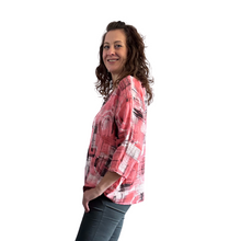 Load image into Gallery viewer, Coral scribble print cotton T shirt for women (A148)