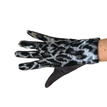 Load image into Gallery viewer, Grey Leopard print super soft ladies gloves G2108