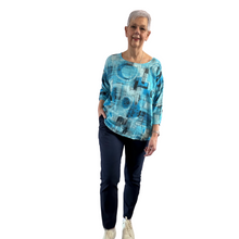 Load image into Gallery viewer, Turquoise scribble print cotton T shirt for women (A148)