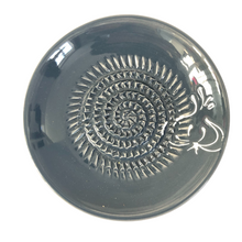 Load image into Gallery viewer, Grey with white garlic motif Garlic and Ginger Grater Plate set with brush and peeler. (19)