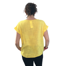 Load image into Gallery viewer, Women Yellow firework design t shirt fits up to uk size 18