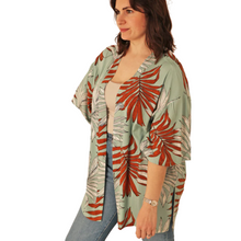 Load image into Gallery viewer, Teal short Safari print light weight Kimono great for a summer robe or a beach cover up. (a118)